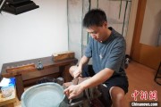 梦见吃鱼成都“90后”小伙“十年磨一剑”：从爱好者到守艺人 传播中国文化